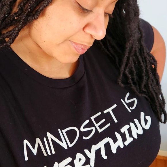 Mindset is Everything Tee - Picture 4 of 7